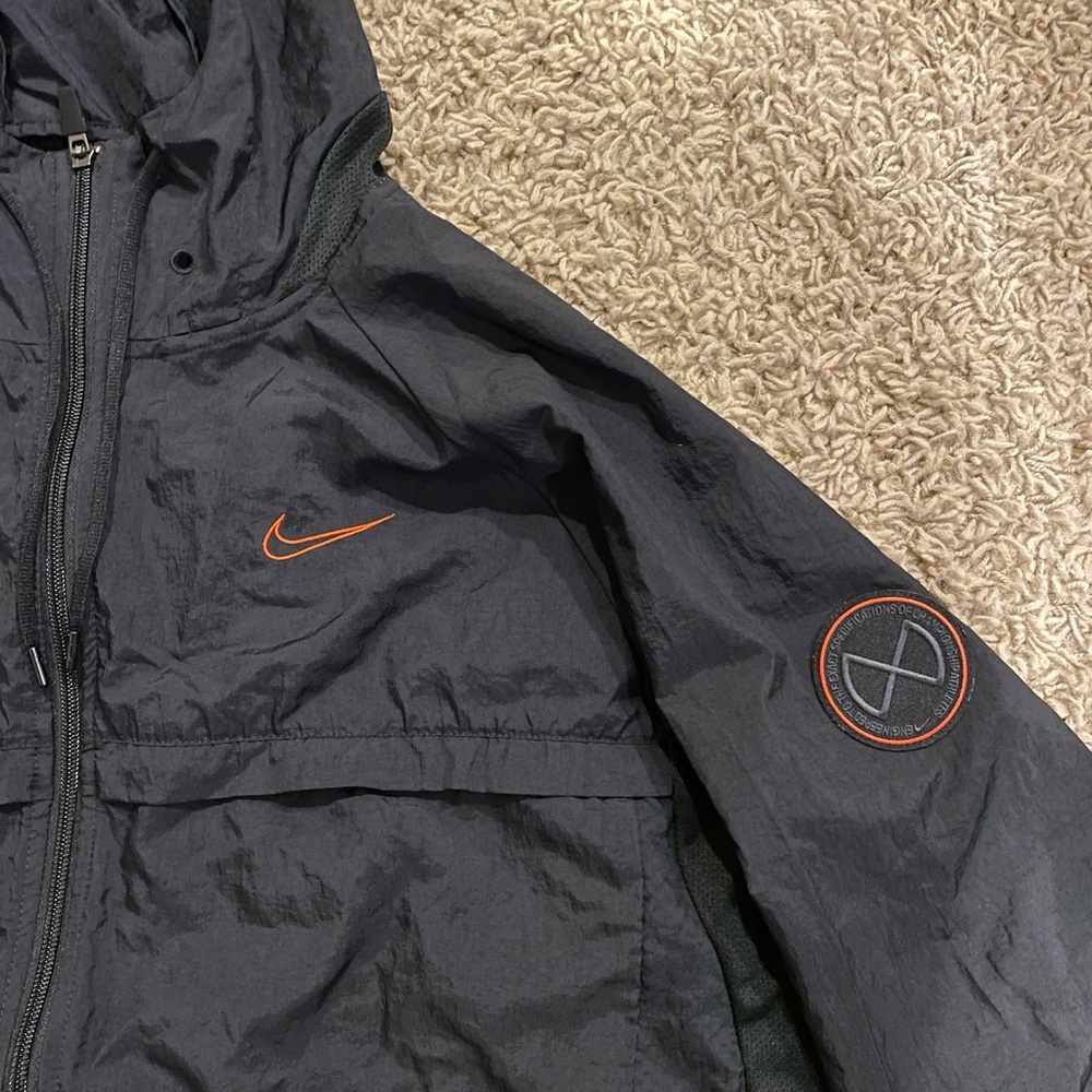 Nike Running Pullover - image 3